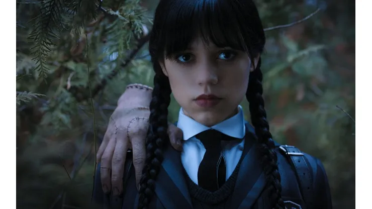 Jenna Ortega interpreta a Merlina Addams en Netflix.