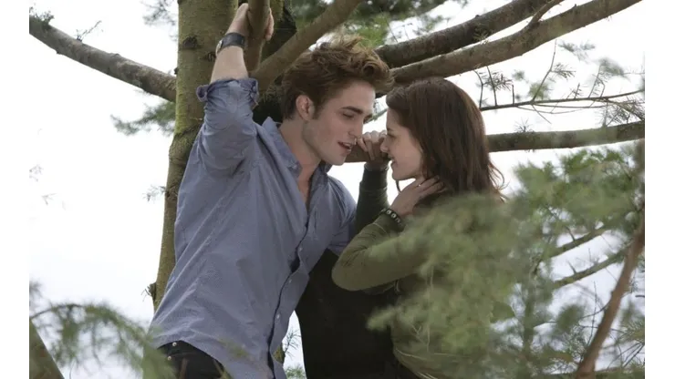 Robert Pattinson y Kristen Stewart en Crepúsculo