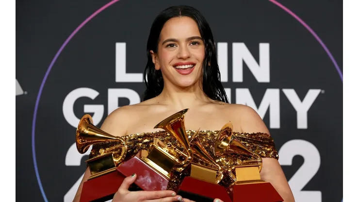 Rosalía, la gran ganadora de los Latin Grammy 2022.