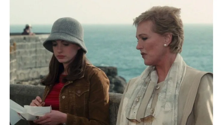 Anne Hathaway y Julie Andrews