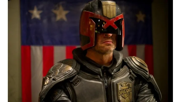 Karl Urban es Dredd
