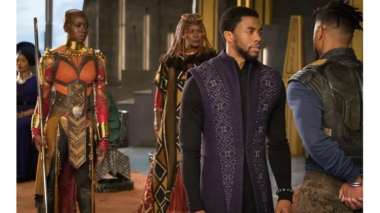 Chadwick Boseman en la primera Black Panther.