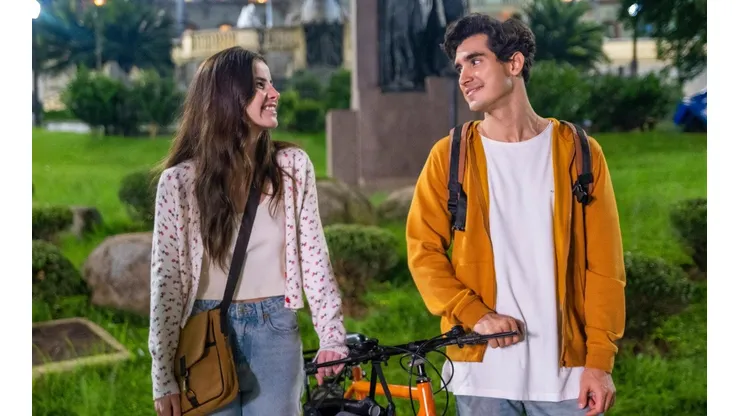 Dónde se filmó Más allá del universo, la película de Netflix.