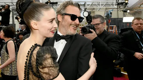 Joaquin Phoenix y Rooney Mara.