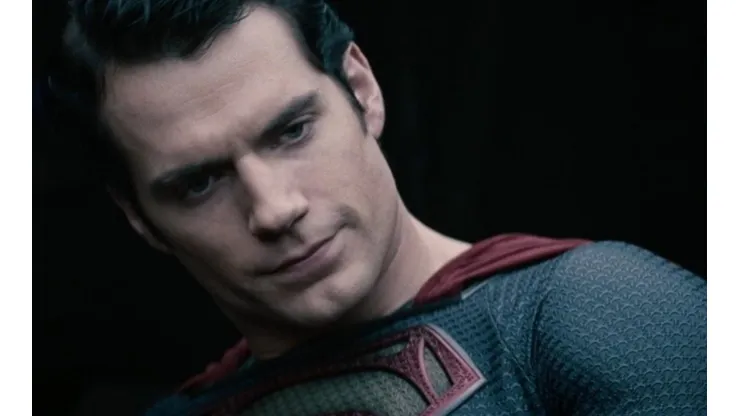 Henry Cavill como Superman