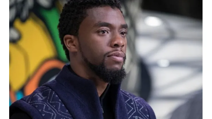 Chadwick Boseman como Black Panther