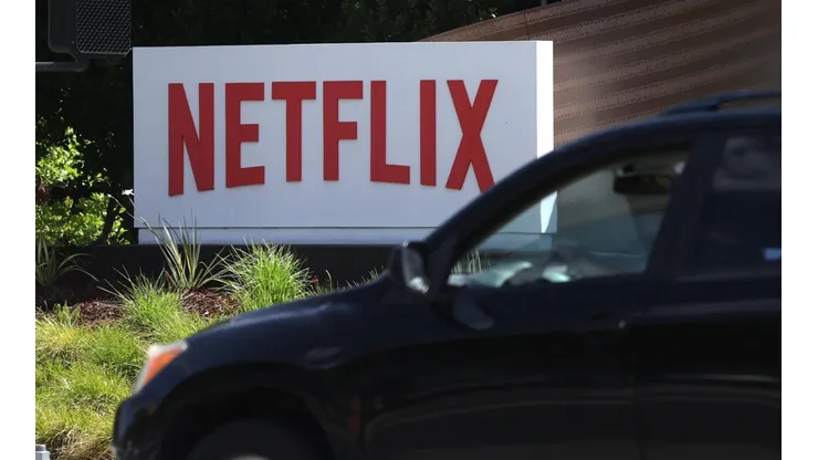 Netflix da marcha atrás: no cobrará un extra por compartir cuenta en otra casa.