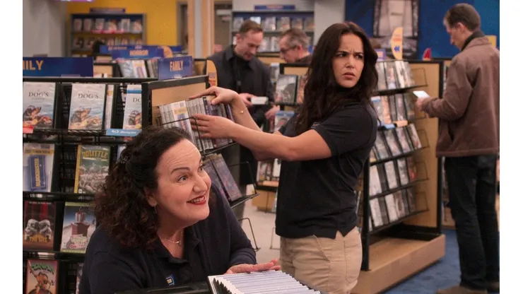 Blockbuster: primer tráiler y fecha de estreno de la serie de Netflix.