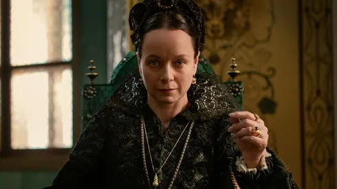 Samantha Moon en The Serpent Queen