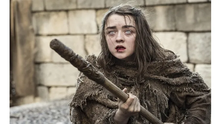 Maisie Williams como Arya Stark.