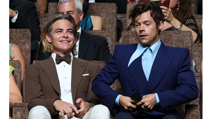 VIDEO VIRAL: ¿Harry Styles escupió a Chris Pine en el estreno de Don't Worry Darling?
