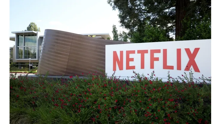 Netflix renovó para una temporada 2 la serie que intentaron censurar en Estados Unidos.