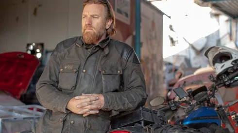 VIDEO VIRAL: Ewan McGregor en Argentina comiendo guiso con una familia que no lo reconoció.
