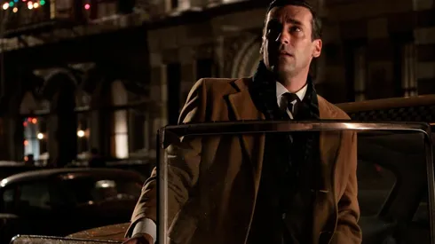 Jon Hamm y su papel más conocido, como Don Draper.