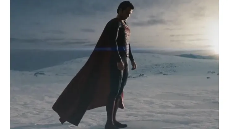 Henry Cavill como Superman