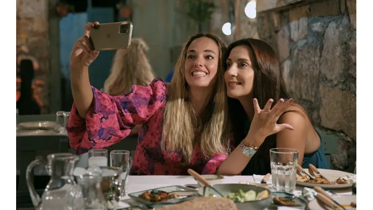 Quién es Seda Bakan, la actriz de Mi Otra Yo, la serie éxito en Netflix.