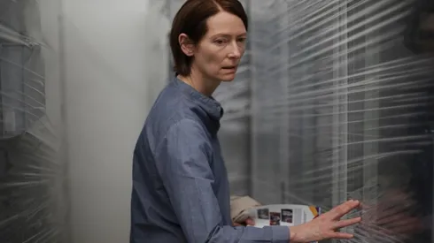 MUBI estrena Memoria: qué esperar de la película protagonizada por Tilda Swinton.