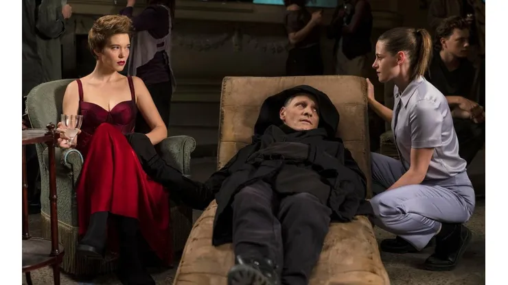 Crimes of the Future llega a MUBI: por qué no te puedes perder lo nuevo de David Cronenberg.