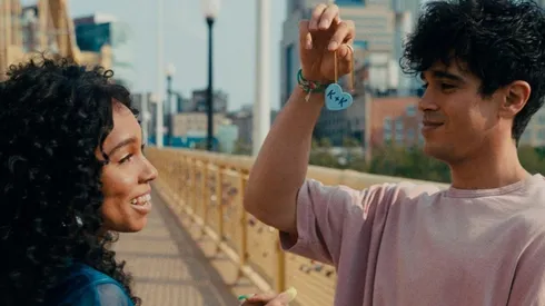 Los protagonistas de Anything's Possible