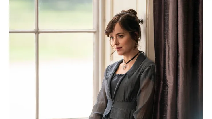 Dakota Johnson en Persuasión