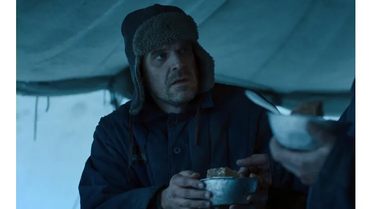 Stranger Things 4: David Harbour explica un detalle que casi nadie notó del volumen 2.