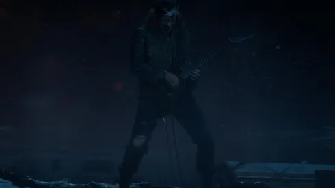 Eddie tocando Metallica