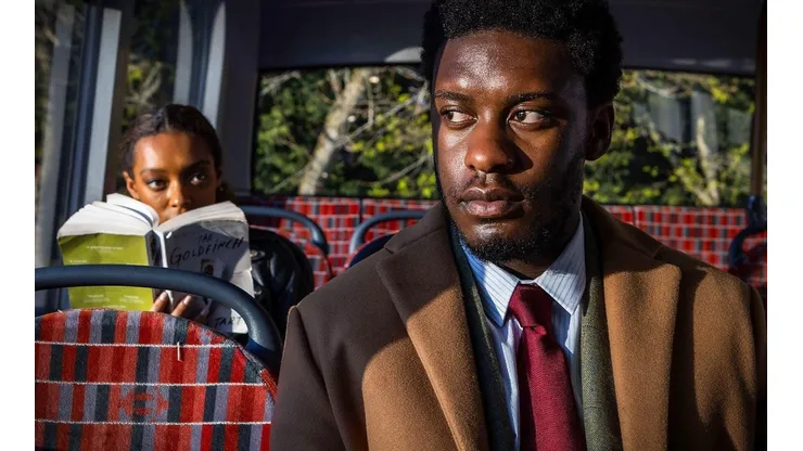 La serie se lanzó primero en diciembre de 2021 por BBC.