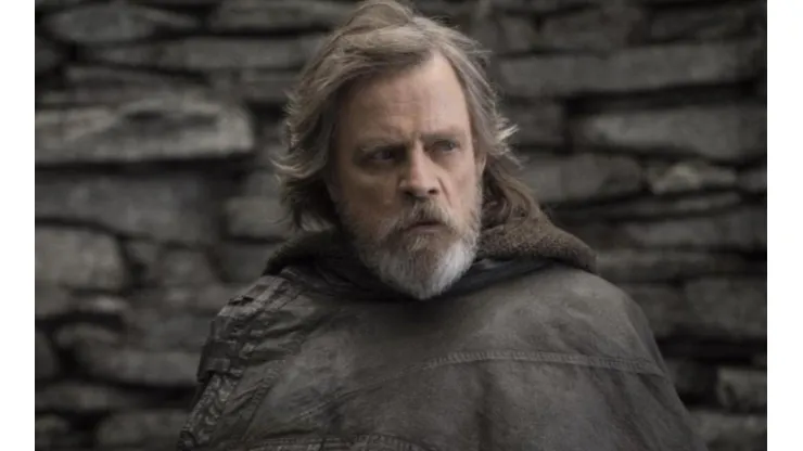 Luke Skywalker es interpretado por Mark Hamill.