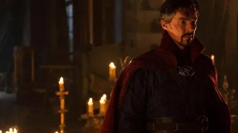 Benedict Cumberbatch como Stephen Strange.
