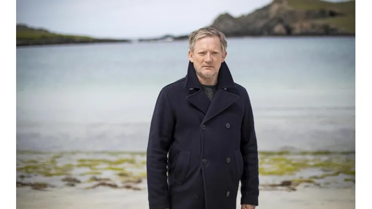 Shetland está protagonizada por Douglas Henshall.
