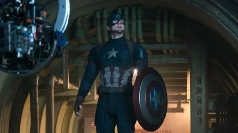 Chris Evans como Capitán América