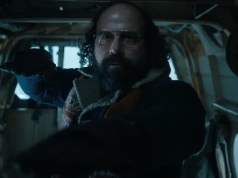 Murray Bauman de Stranger Things protagoniza esta serie de Prime Video