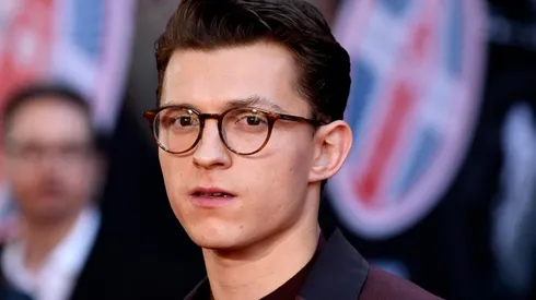 Tom Holland participa de una película imperdible que se puede ver gratis online.