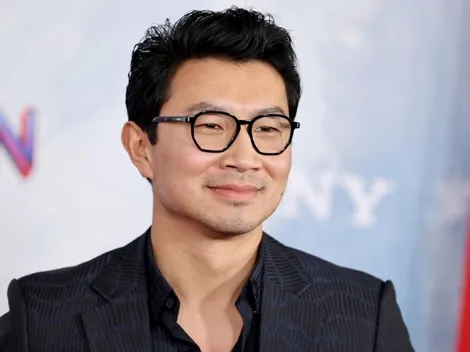Simu Liu recuerda la experiencia de ser extra en Pacific Rim