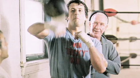 La película se estrenó en 1976.