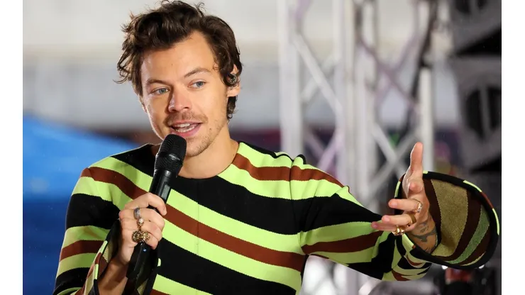 Harry Styles lanza nuevo álbum y lo presenta en streaming.