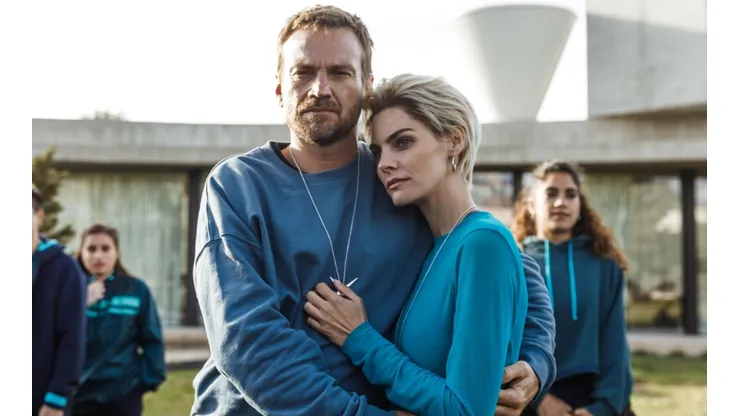 Bienvenidos a Edén: quiénes son las parejas de la serie de Netflix en la vida real.