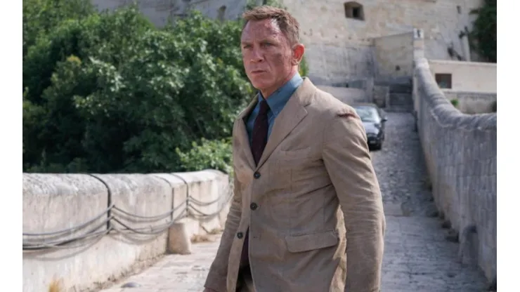 Daniel Craig como James Bond