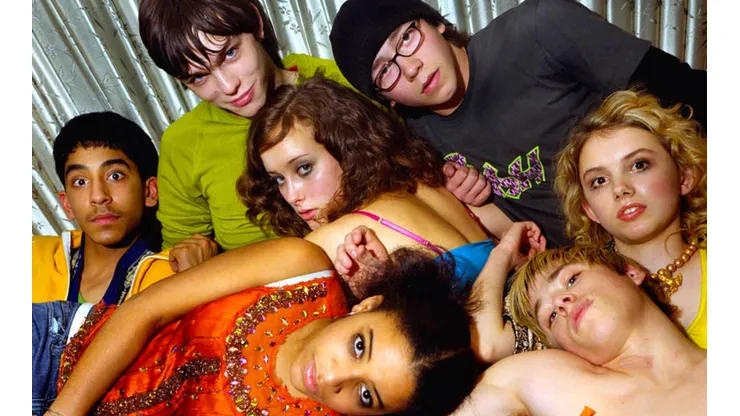 Skins, serie británica, está disponible en Netflix.