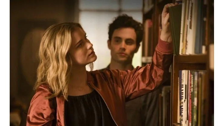 Elizabeth Lail protagonizó You junto a Penn Badgley.