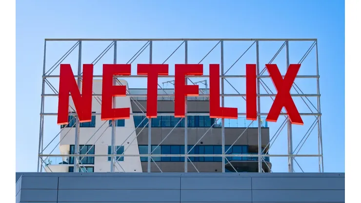 Netflix canceló una de sus series con mejores críticas tras una temporada y hay polémica por despidos.