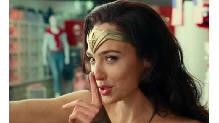 Gal Gadot como Wonder Woman