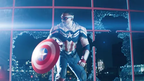 Así es el nuevo traje del Capitán América.