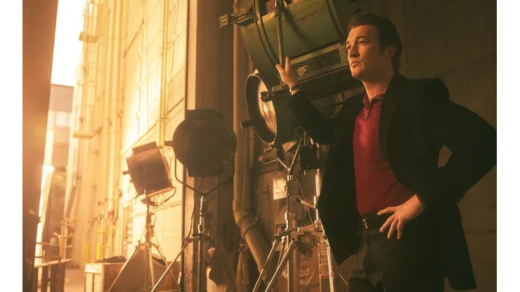 Miles Teller protagoniza The Offer.