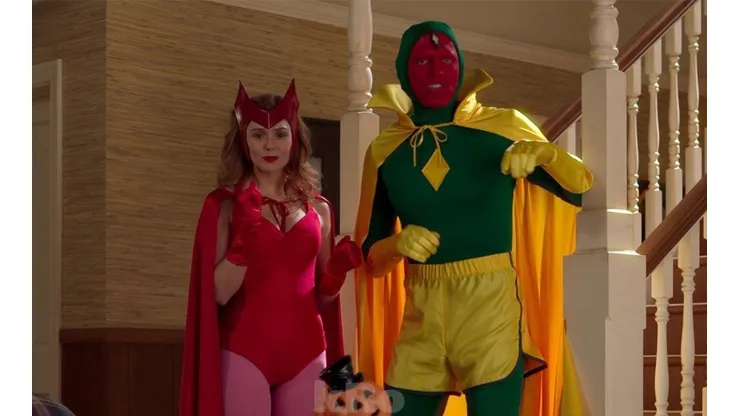 Elizabeth Olsen y Paul Bettany protagonizan WandaVision.