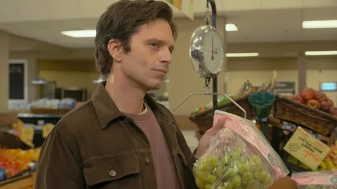 Sebastián Stan en Fresh