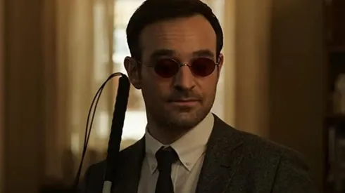 Charlie Cox como Matt Murdock
