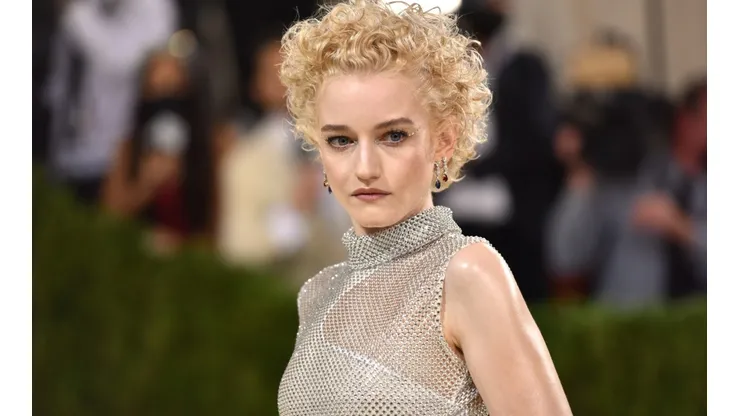 Julia Garner