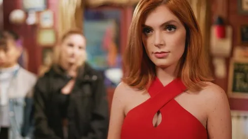 Giulia Guerrini como Natasha Rossi