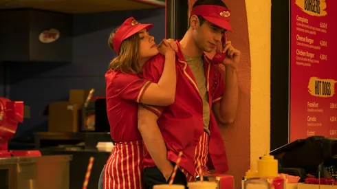 Clara Galle (Raquel) y Julio Peña (Ares)